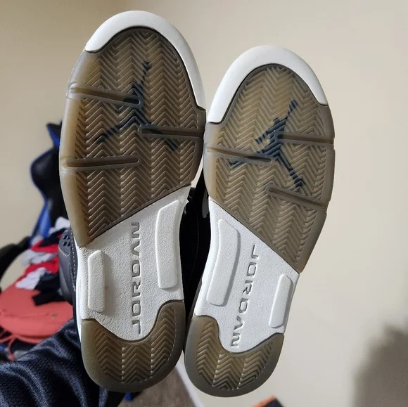 Jordan 5 Camos Size 5.5 Youth